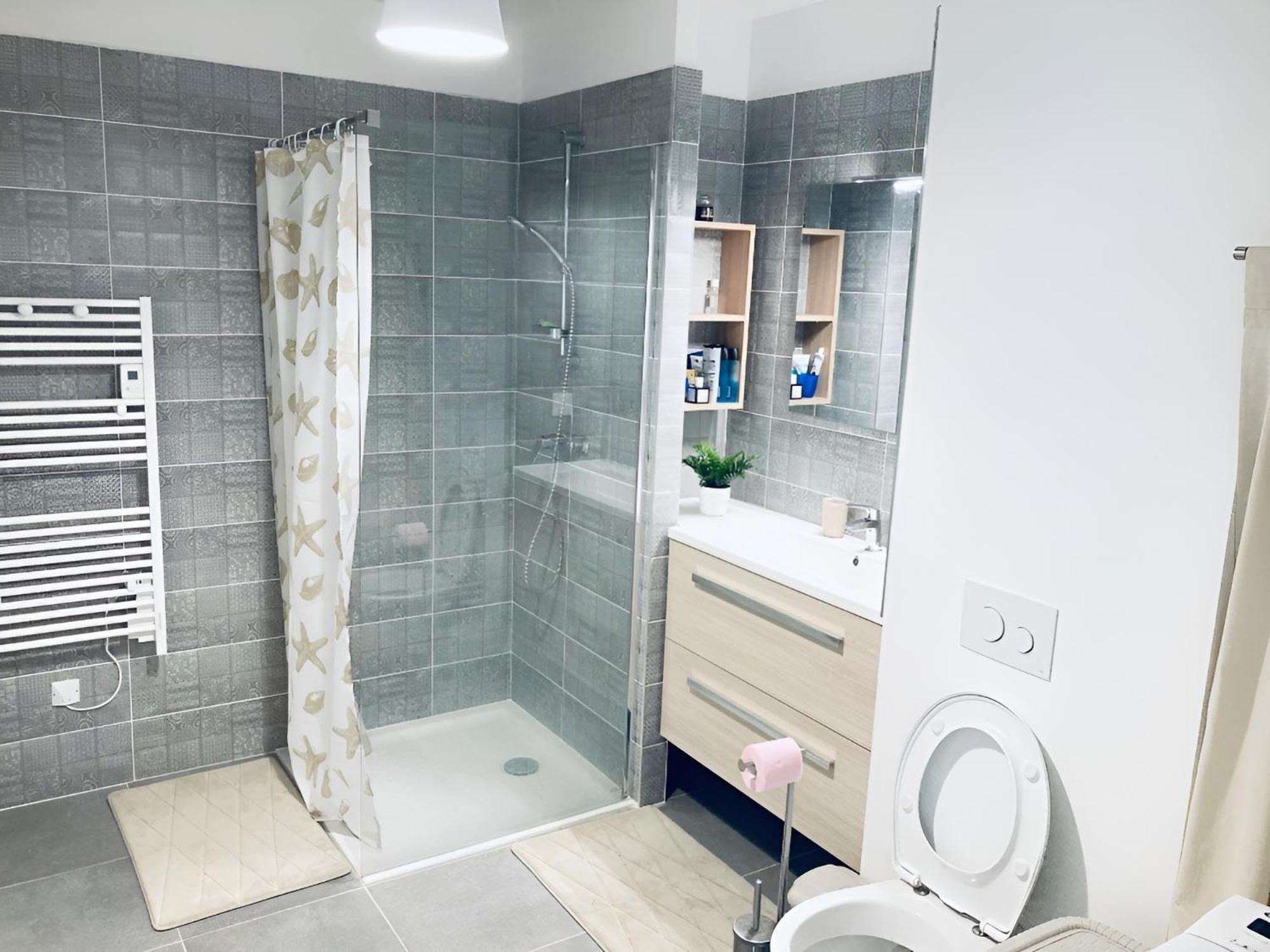 Appartement Design Au Coeur De Montpellier Avec Parking Prive Экстерьер фото